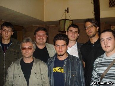 Члени УТК з доповідачем, за день до V засідання.Київ, Будинок Кіно